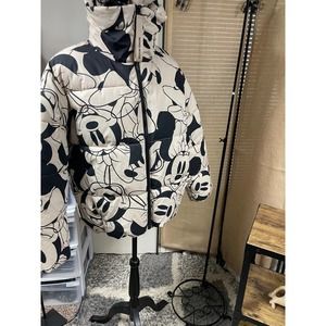 H&M Disney Minnie Mouse Puff Jacket women
